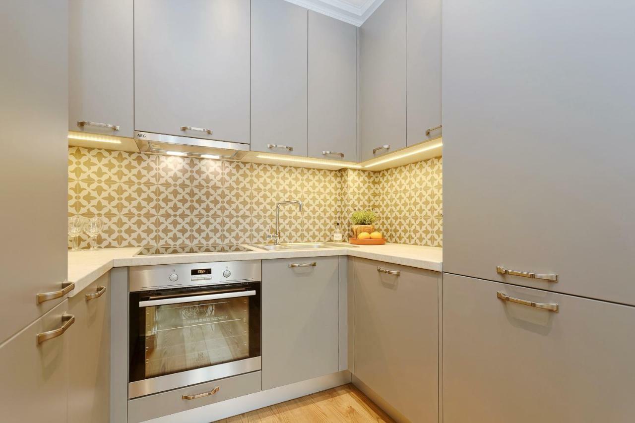 Ferienwohnung Dzirnavu Residense Riga Exterior foto